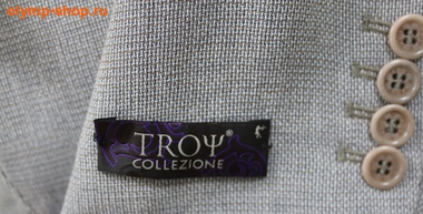   Troy Collezione (,  3)